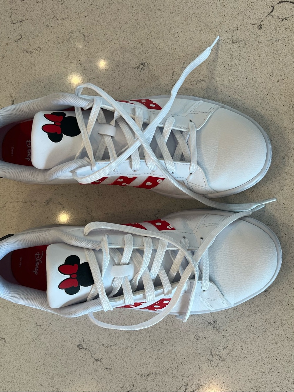adidas x Disney grand court women’s Minnie Mouse shoes 10.5